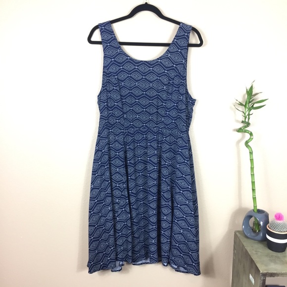 torrid Dresses & Skirts - • Torrid Sleeveless dress keyhole cutout 093